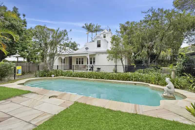 Buy house in Mona Vale with spacious layout and outdoor features