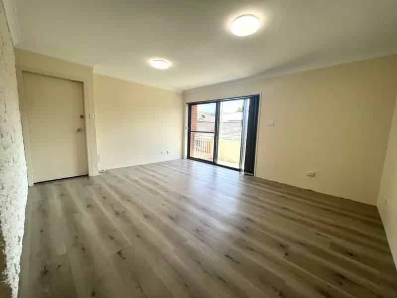 Real Estate For Lease - 7/10 San Francisco Avenue - Coffs Harbour , NSW