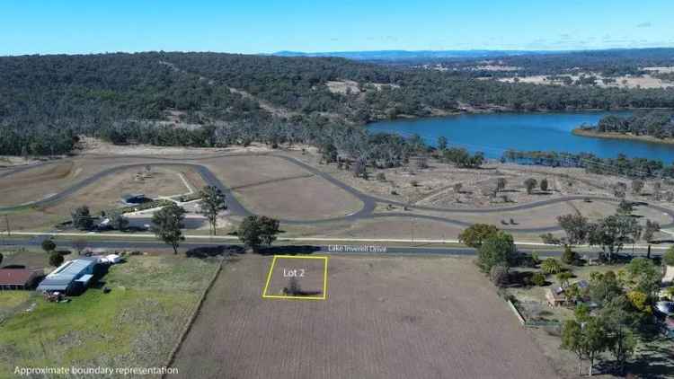 Lake inverell Estate