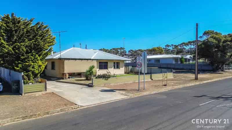 13 Centenary Avenue, Kingscote SA 5223 - House For Sale
