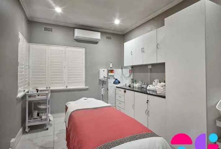 Burwood Village Commercial Space For Sale 5 Treatment Rooms