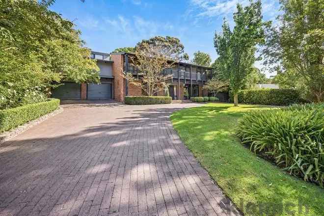 House For Sale in 18, Garden Avenue, Adelaide, South Australia