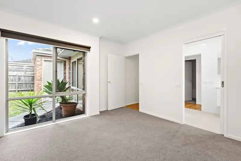 Easy Care Home in the Heart of Town