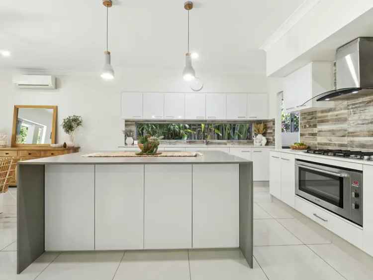 House For Sale in Cairns Regional, Queensland