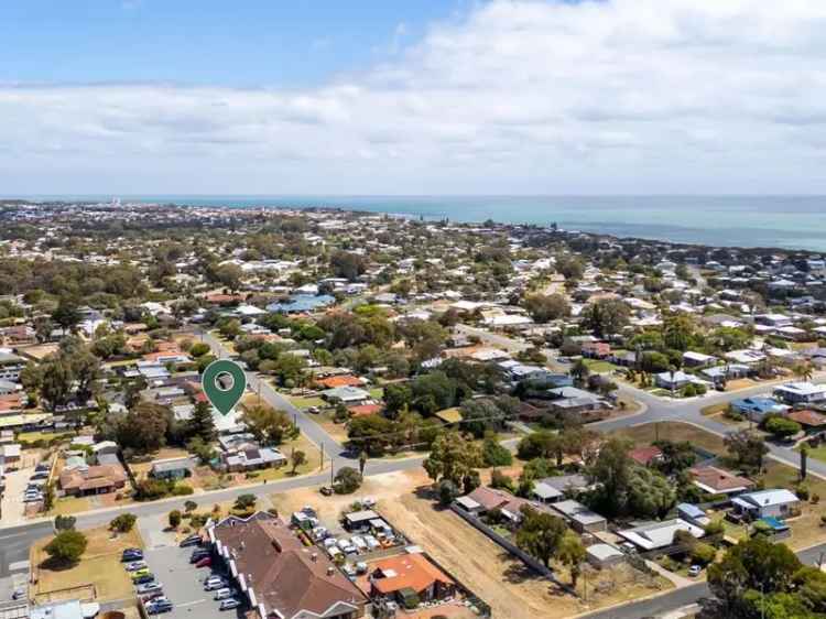 House For Sale in City of Mandurah, Western Australia