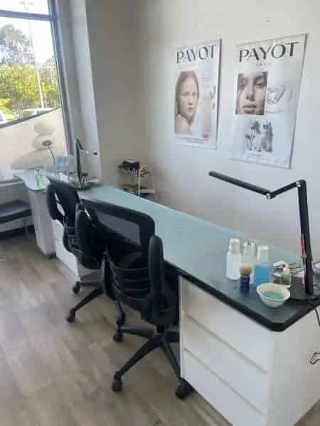 Beauty/Nail Salon