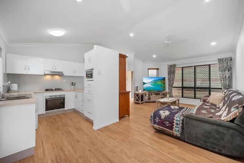 A home that ticks all the boxes!