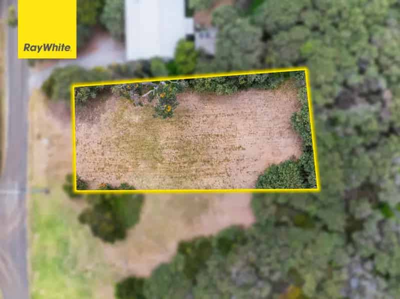 Buy Land in Venus Bay with Elevated Block and Beach Access