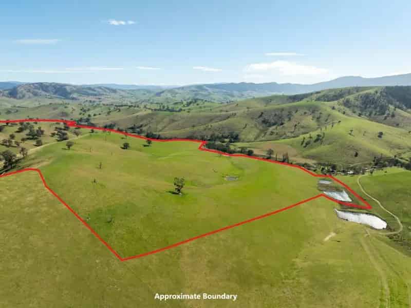 Buy rural property 578 acre farm with multiple residences and ample features