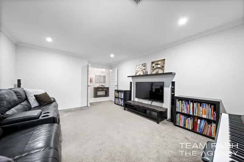 House For Sale - 4 Albillo Parade, Caversham WA 6055