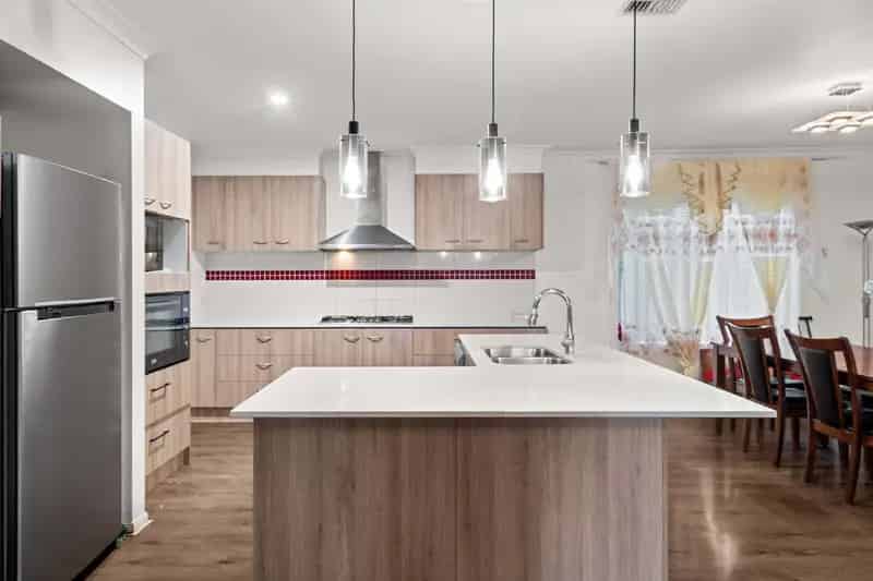 Buy House in Fraser Rise with Spacious Double Story Living