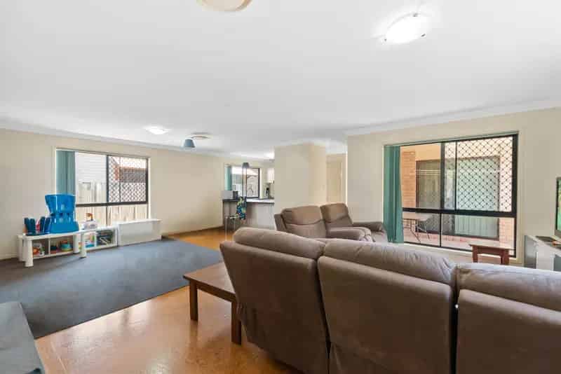 Spacious Family Home in Sought-After Redcliffe Location