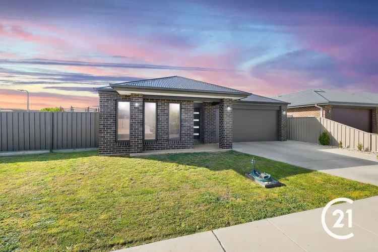 20 Maple Street, Echuca VIC 3564 - House For Sale