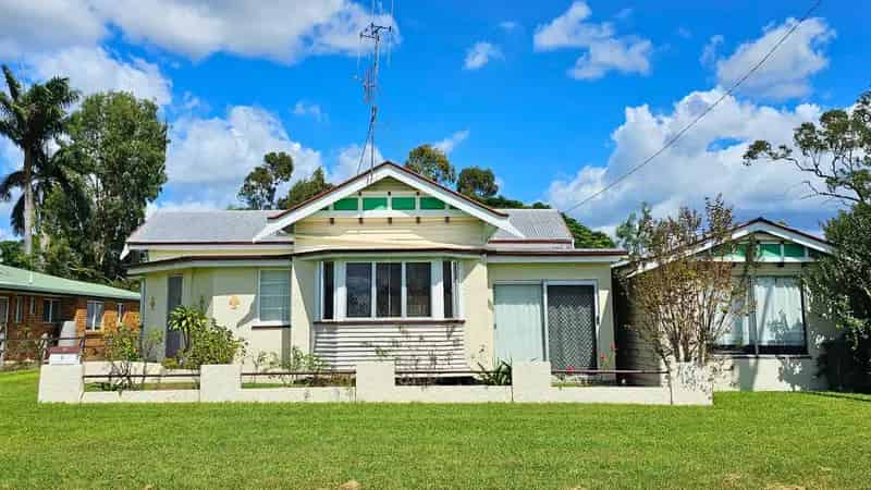 Charming Family Home on Spacious 1379sqm block