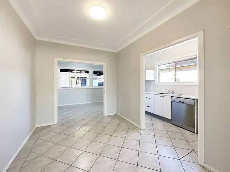 Real Estate For Lease - 65 Beach Street - Ettalong Beach , NSW