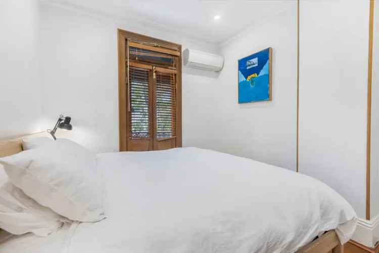 Unfurnished two bedroom terrace in the heart of Darlinghurst