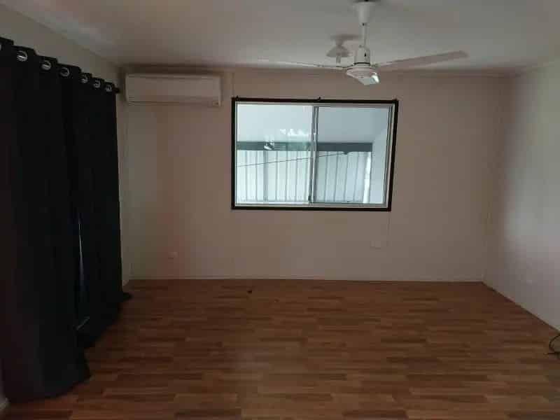 4 Bedroom Lowset - Vacant and ready to move in