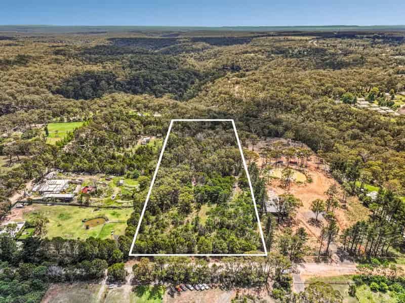 Buy Land in Yerrinbool - Spacious 25450 sqm Block with Natural Beauty