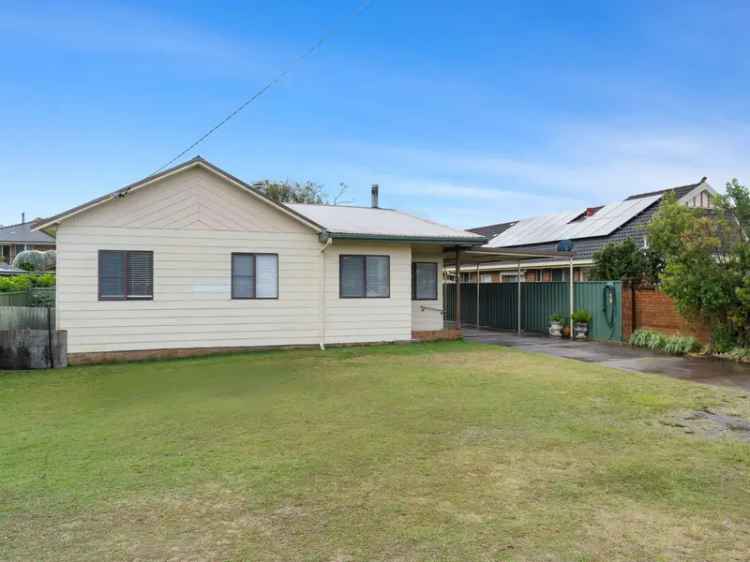 Lease Charming Original Style Home Umina Beach 3 Bedrooms