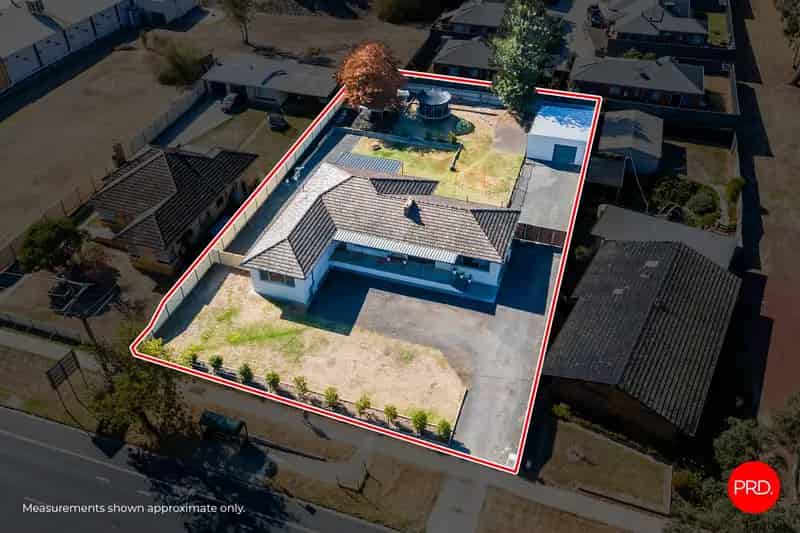 Expansive Family Living on Over 1,500sqm