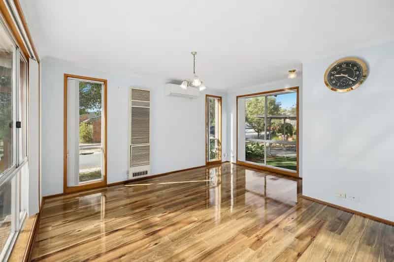 Real Estate For Sale - 21 Karrugang Circuit - Ngunnawal , ACT