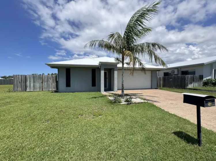 4 Bed Home Whitsunday Paradise Estate Lake Views Double Garage