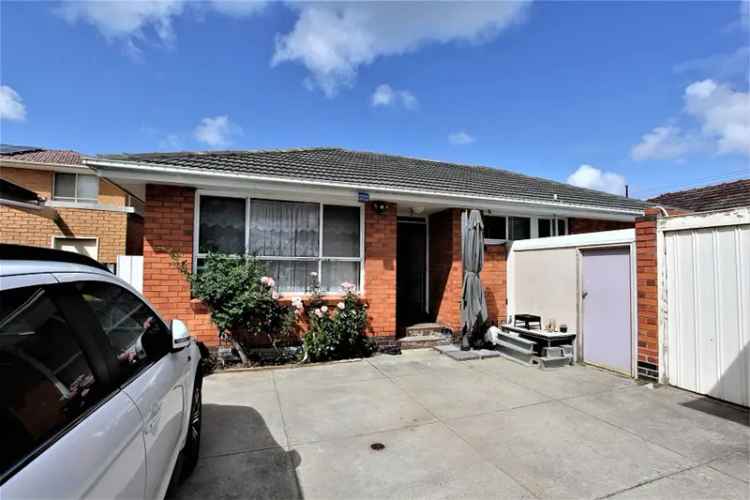 1/24 Balmoral Avenue, Springvale VIC 3171 - Unit For Sale