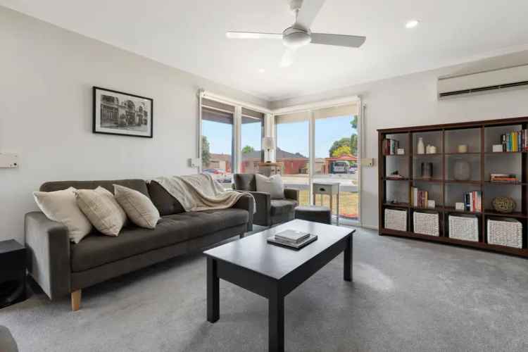 A Masterpiece of Modern Living in Craigieburn's Premier Location