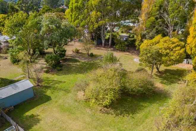 Land For Sale in Railton, Tasmania