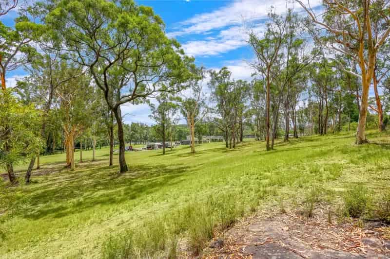 Buy Land in Kenthurst with Dream Build or Subdivision Potential