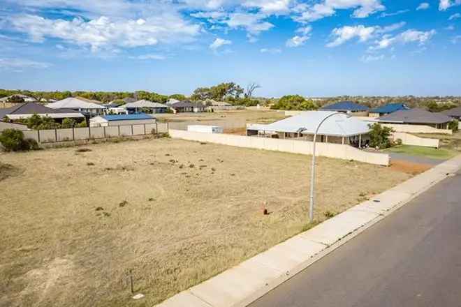 815 Sqm R20 Lot Great Value Modern Neighborhood