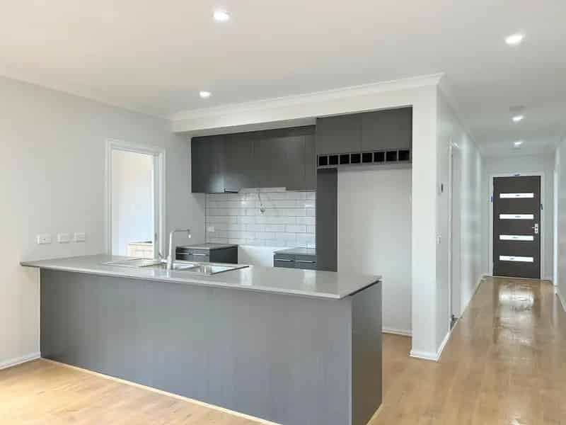 Luxury family home for rent with stylish design in convenient location