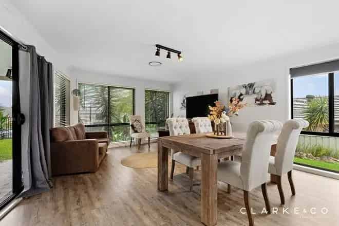 House For Sale , Newcastle-Maitland, New South Wales