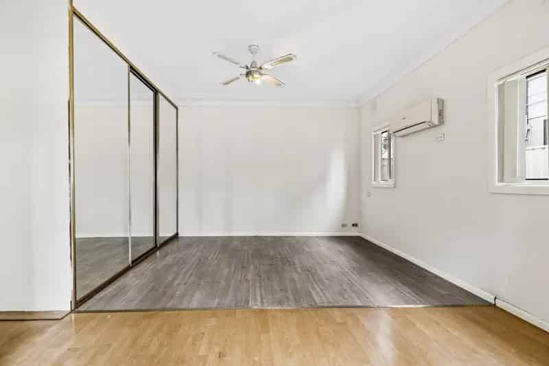 Real Estate For Lease - 86 Rudd Road - Leumeah , NSW