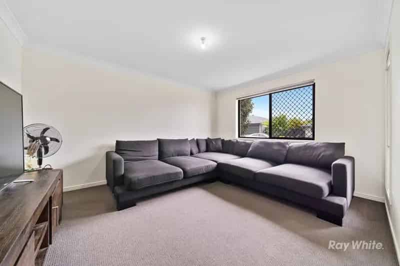 Large Contemporary 4-Bedroom Home with Separate Media room in Yarrabilba!