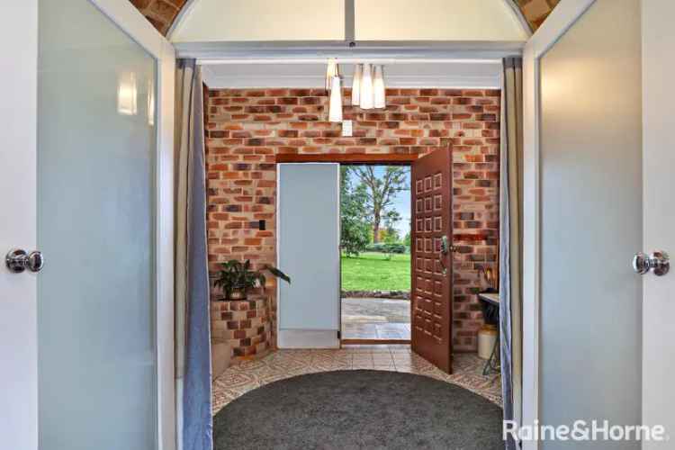 Stunning Family Home in Moss Vale 4 Bedrooms 2 Bathrooms Large Block