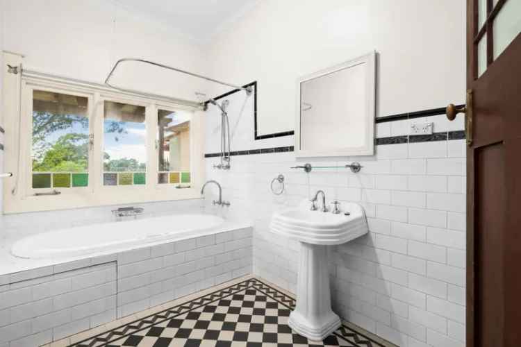 Charming 3-Bedroom Californian Bungalow in Burwood