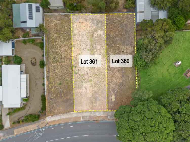 Ideal land site 100m from the town centre