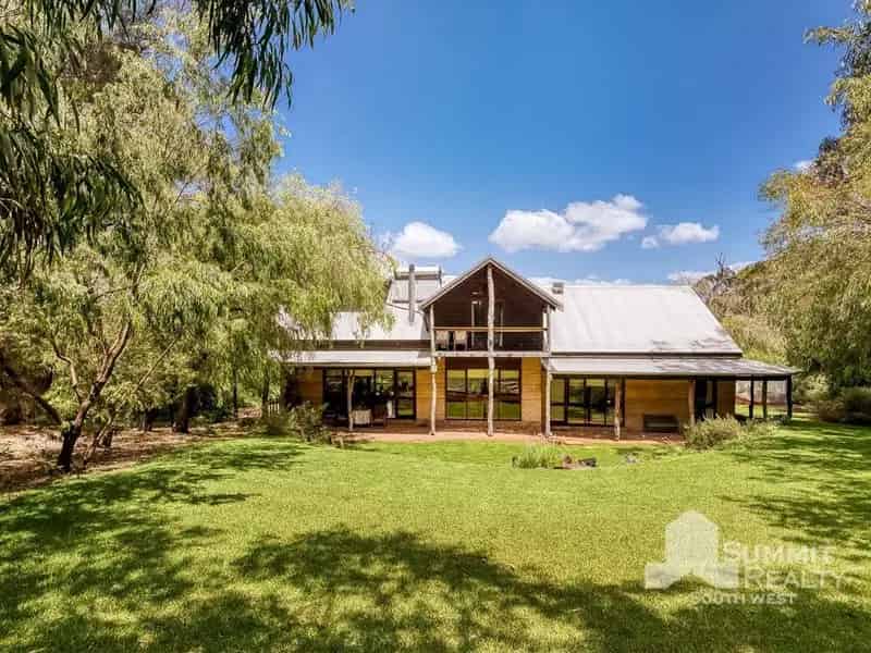 House For Sale , Shire Of Harvey, Western Australia