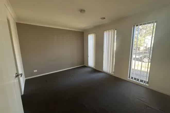 House For Rent , 14, Archibald Chase, Melbourne, Victoria