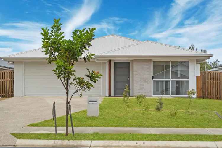 Spacious 4-Bedroom, 4-Bathroom Home in Fernvale