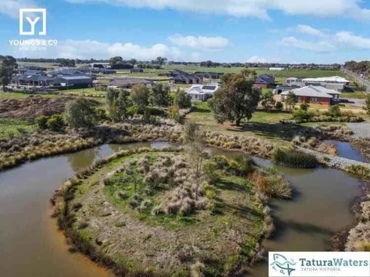 Large 2,000m2 Lifestyle Block - Tatura Waters