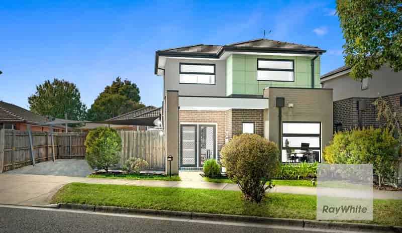 Modern Comfort In A Prime Location