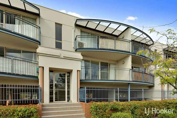 Apartment For Rent in District of Belconnen, Australian Capital Territory