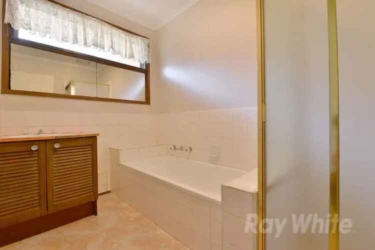 1 room house of 197 m² in Melbourne