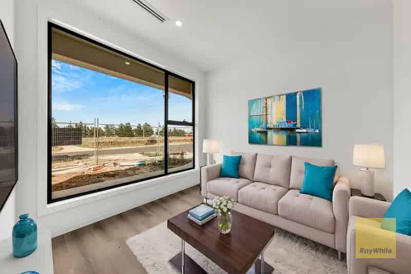 Brand New Luxury Home with Stamp Duty Savings & First Home Owner Grants!