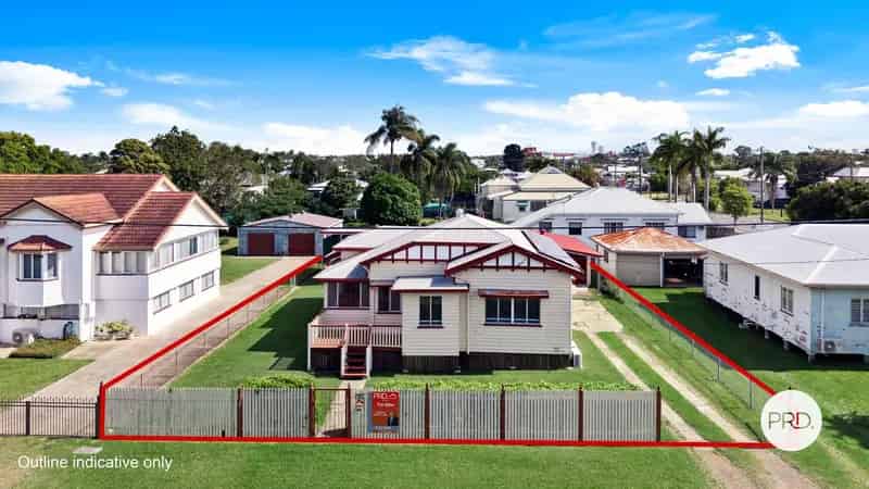 Charming Post-War Home with Room for the Boat & Caravan - Elevated & Central Location
