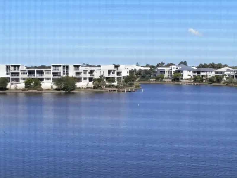 Real Estate For Lease - 4/3028 The Boulevard - Carrara , QLD