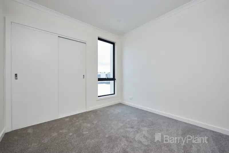 FORTH COMING SALE - OFF MARKET OPPORTUNITY - NEW TOWNHOUSE IN PARKLIFE DOVETON ESTATE
