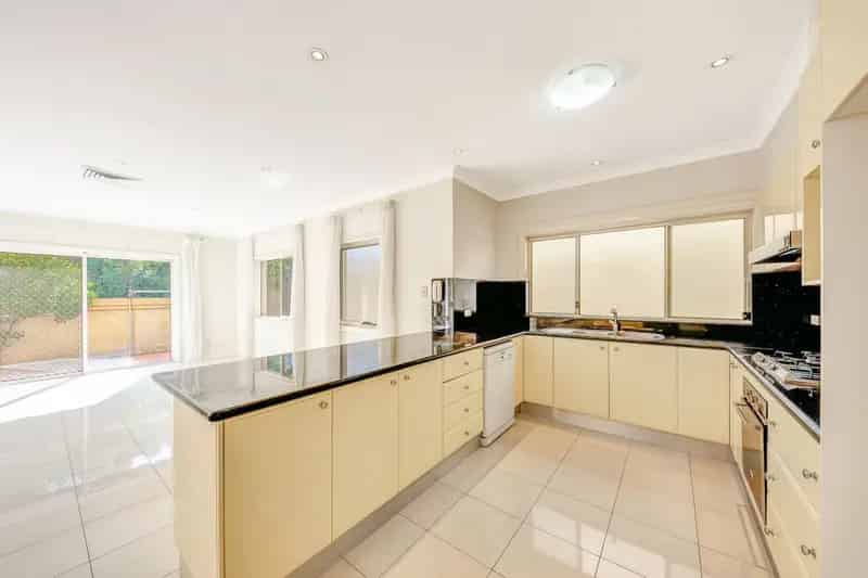 Real Estate For Lease - 30 Linden Way - Bella Vista , NSW